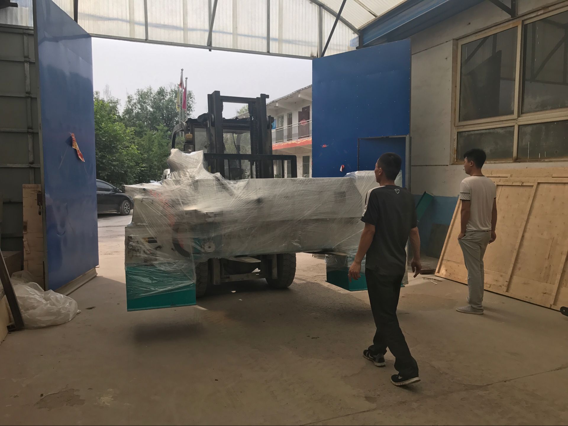 木工车床准备发货! 木工车床准备发货!